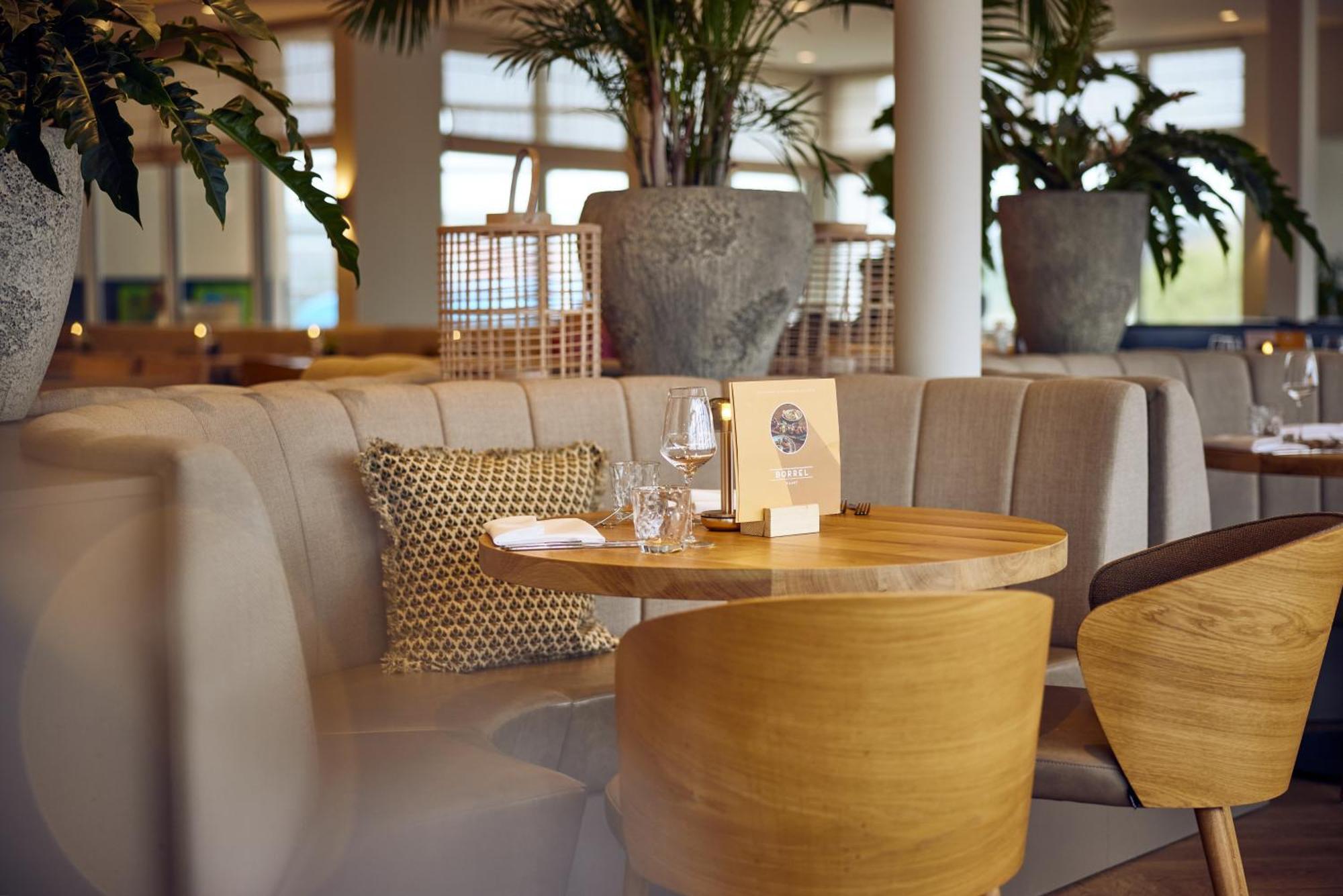 Westcord Strandhotel Seeduyn Hotel 4*